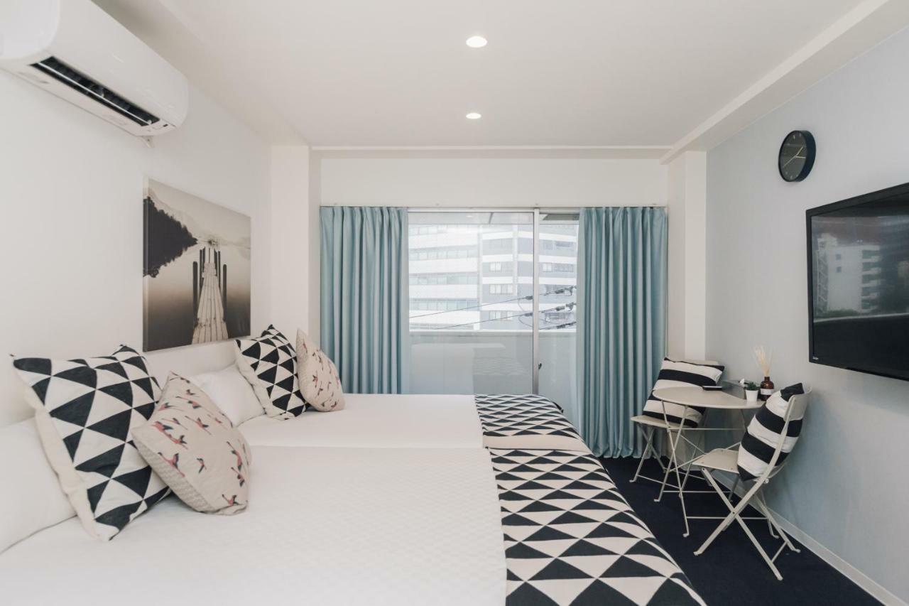 Namba Garden Square Apartment Osaka Exterior photo